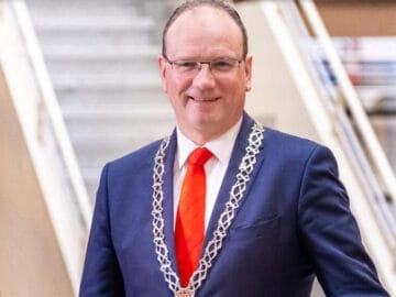 lucht 20240109 burgemeester ton Heerts foto gemeente Apeldoorn